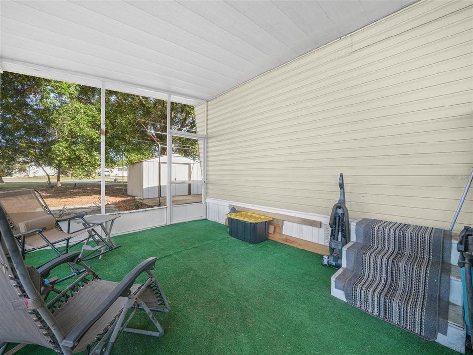 For Sale: $155,000 (3 beds, 2 baths, 1392 Square Feet)