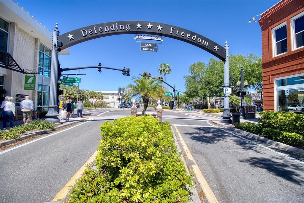 For Sale: $599,900 (3 beds, 2 baths, 1773 Square Feet)