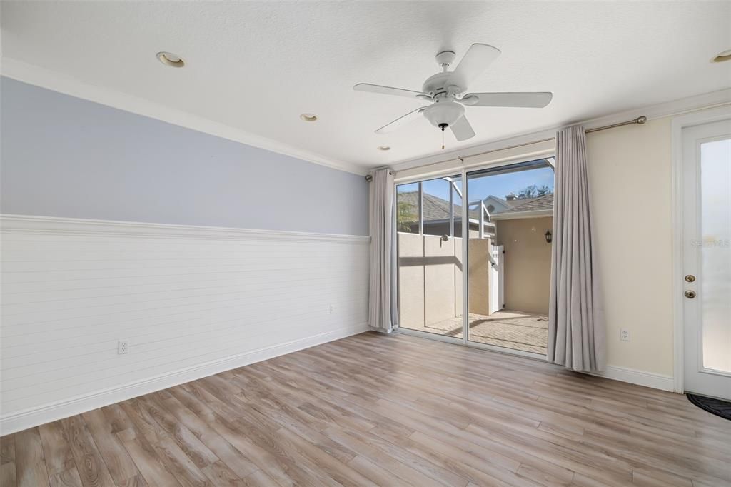 En Venta: $298,900 (3 camas, 2 baños, 1628 Pies cuadrados)