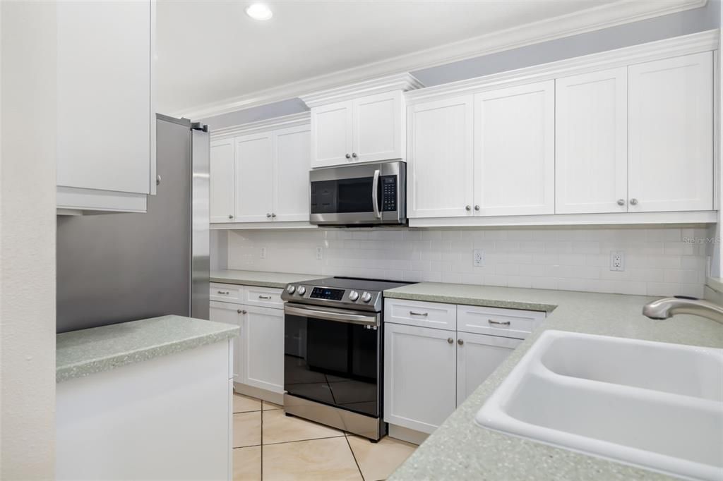 En Venta: $298,900 (3 camas, 2 baños, 1628 Pies cuadrados)