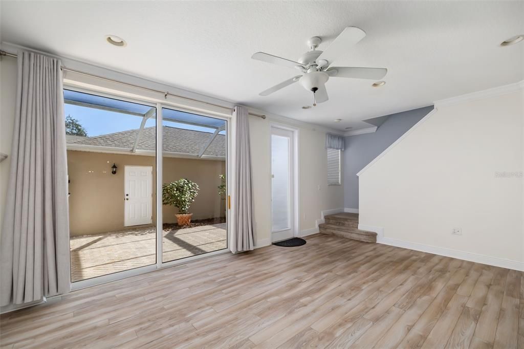 En Venta: $298,900 (3 camas, 2 baños, 1628 Pies cuadrados)