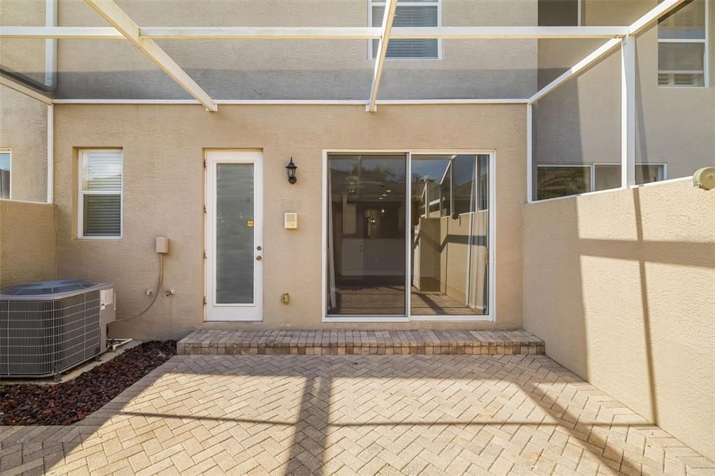 En Venta: $298,900 (3 camas, 2 baños, 1628 Pies cuadrados)