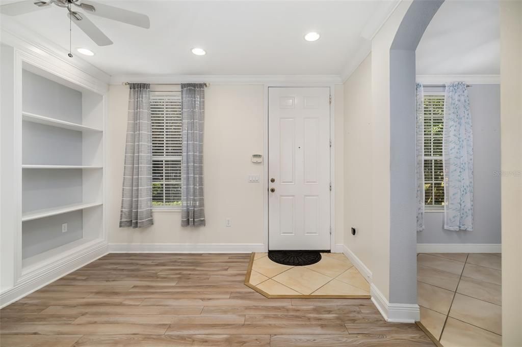 En Venta: $298,900 (3 camas, 2 baños, 1628 Pies cuadrados)