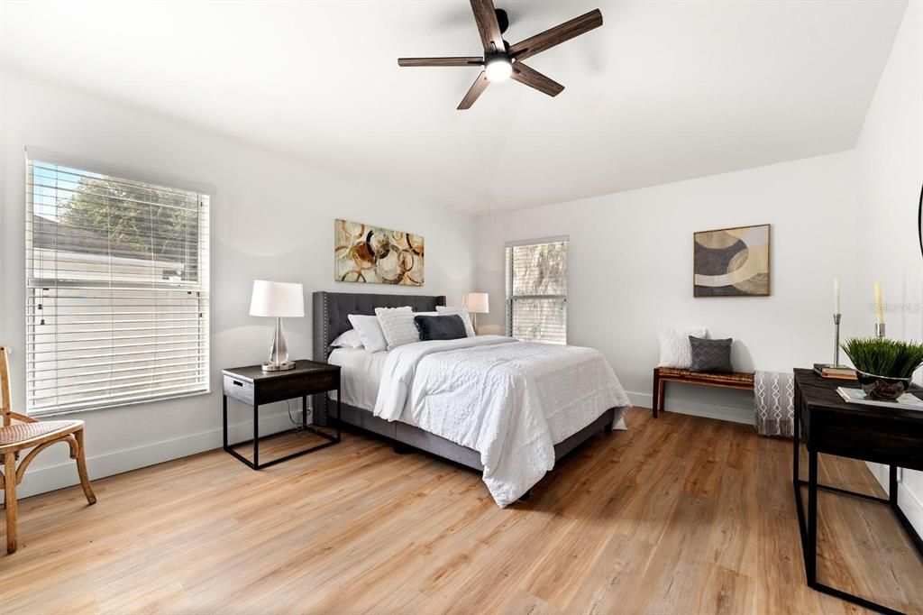 待售: $389,900 (4 贝兹, 2 浴室, 1807 平方英尺)