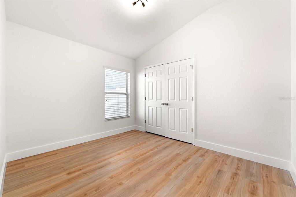 待售: $389,900 (4 贝兹, 2 浴室, 1807 平方英尺)