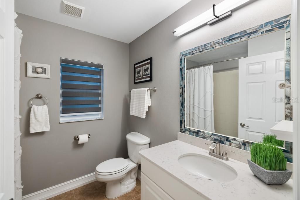 En Venta: $449,000 (3 camas, 2 baños, 1921 Pies cuadrados)