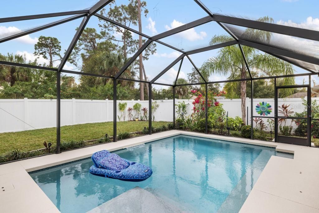 En Venta: $449,000 (3 camas, 2 baños, 1921 Pies cuadrados)