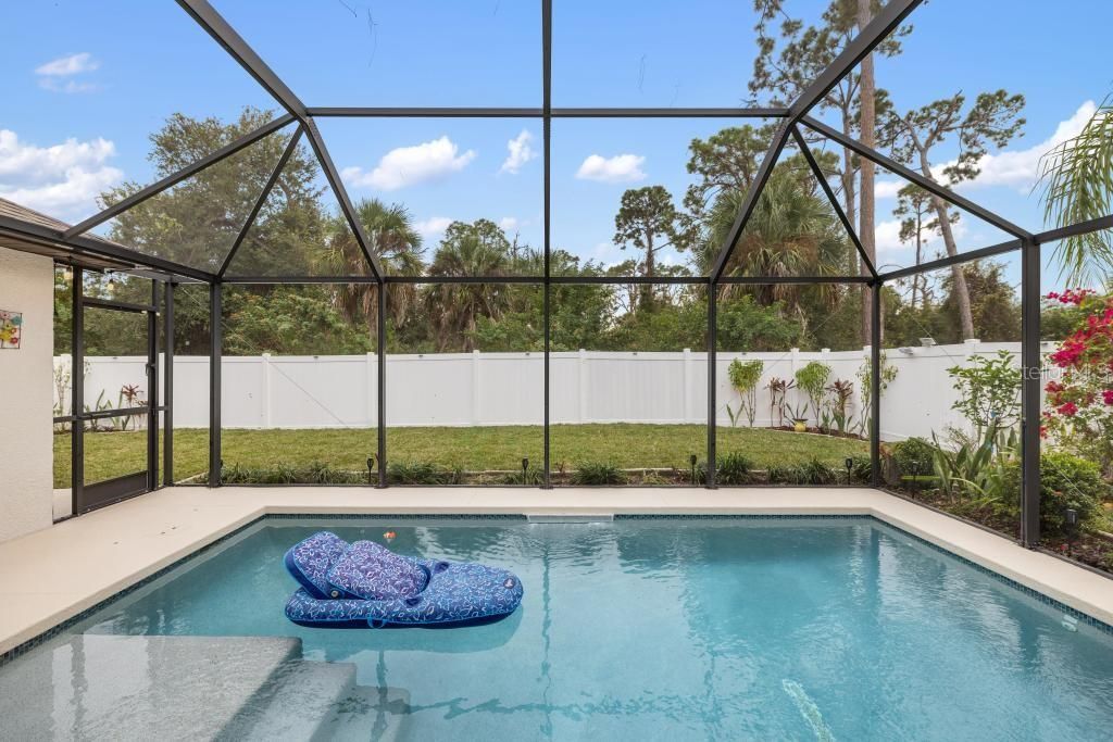 En Venta: $449,000 (3 camas, 2 baños, 1921 Pies cuadrados)