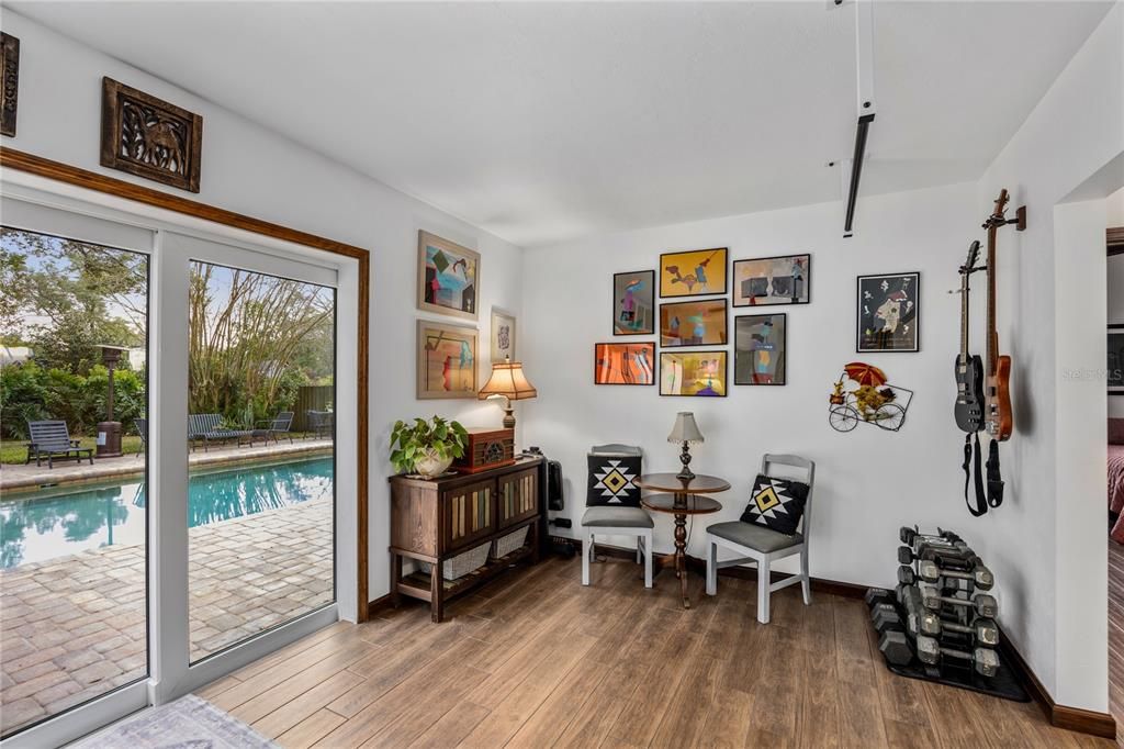 待售: $599,900 (4 贝兹, 2 浴室, 2586 平方英尺)