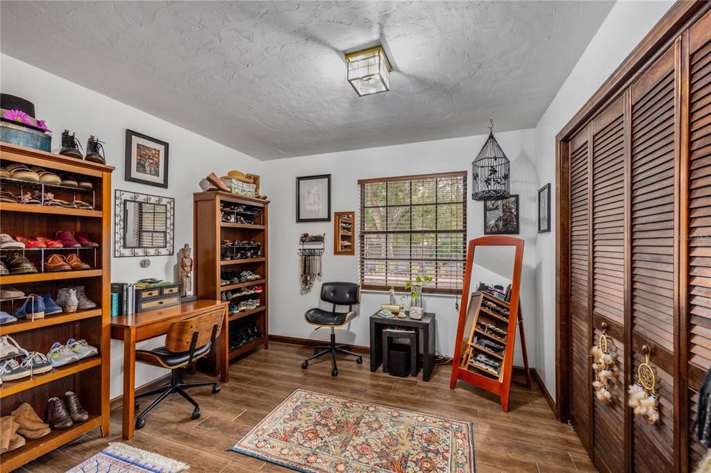 待售: $599,900 (4 贝兹, 2 浴室, 2586 平方英尺)