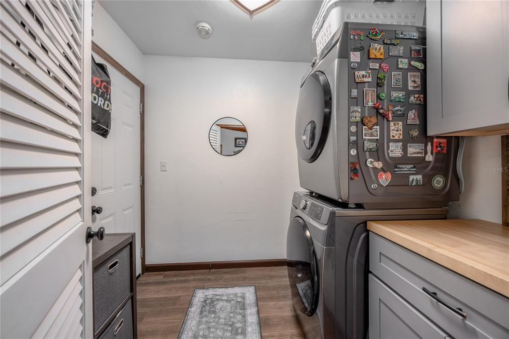 待售: $599,900 (4 贝兹, 2 浴室, 2586 平方英尺)