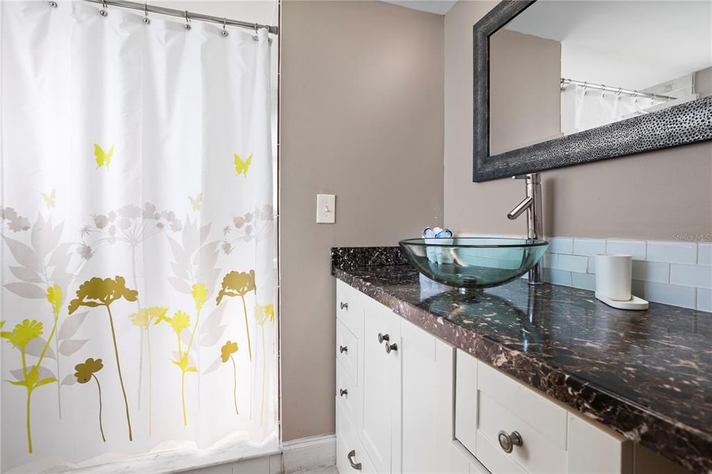 В аренду: $1,850 (3 спален, 2 ванн, 1287 Квадратных фут)