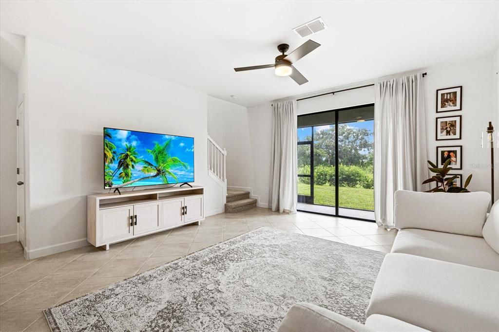 For Sale: $335,000 (3 beds, 2 baths, 1925 Square Feet)