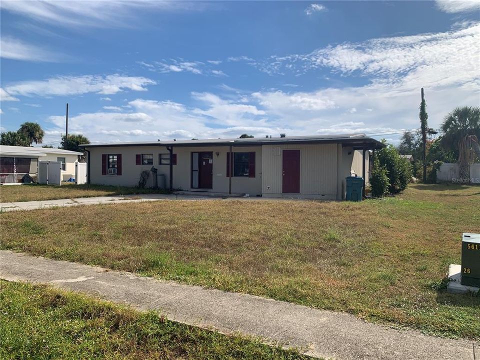 Activo con contrato: $109,900 (3 camas, 2 baños, 1314 Pies cuadrados)