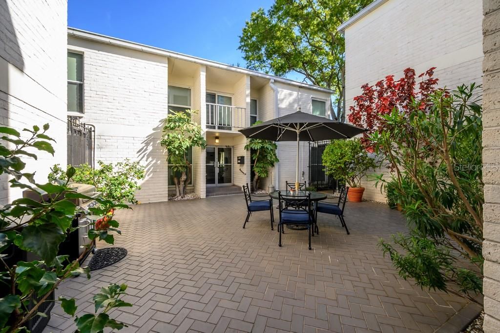 В аренду: $2,500 (2 спален, 2 ванн, 936 Квадратных фут)