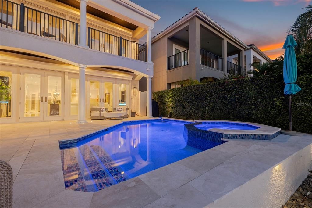 На продажу: $4,100,000 (3 спален, 3 ванн, 3038 Квадратных фут)