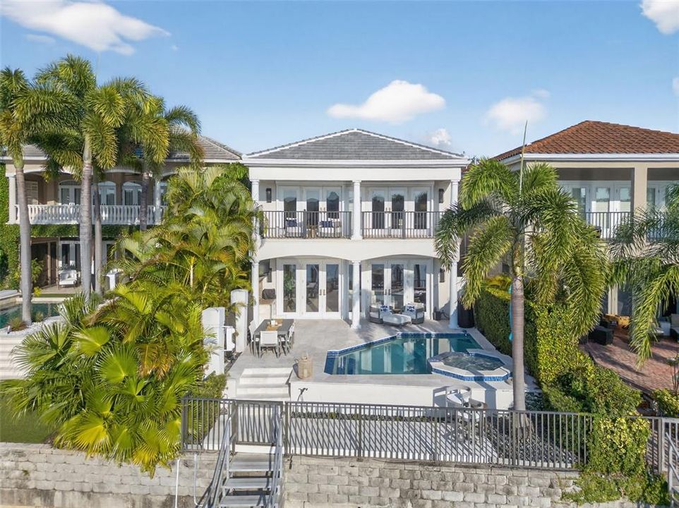 На продажу: $4,100,000 (3 спален, 3 ванн, 3038 Квадратных фут)