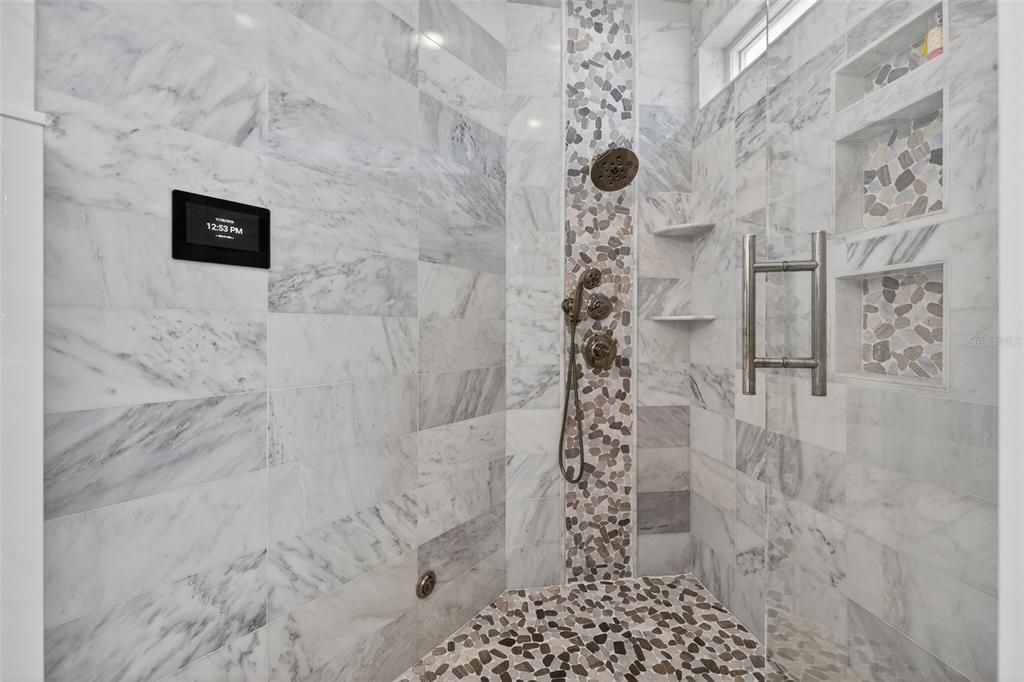 На продажу: $4,100,000 (3 спален, 3 ванн, 3038 Квадратных фут)