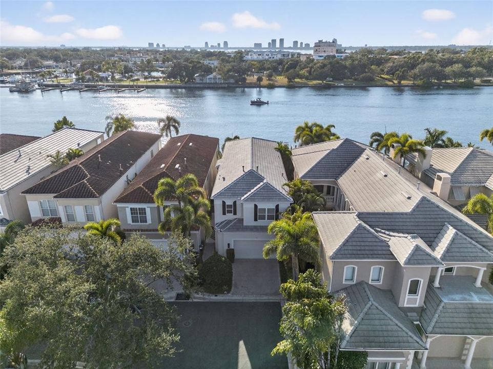 На продажу: $4,100,000 (3 спален, 3 ванн, 3038 Квадратных фут)