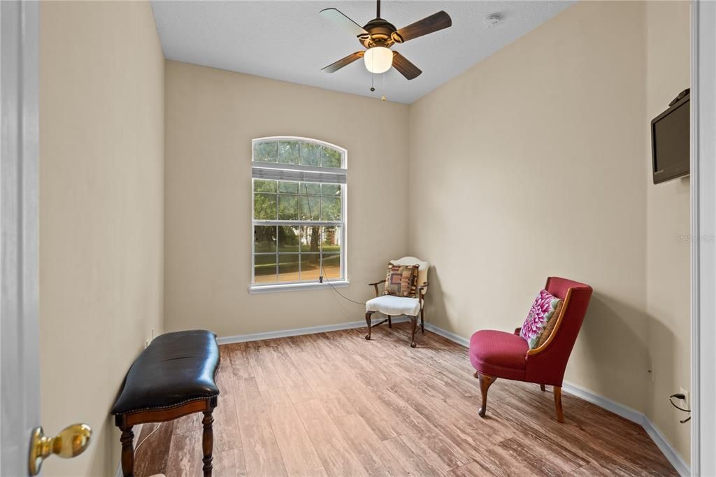 For Sale: $650,000 (3 beds, 2 baths, 2287 Square Feet)