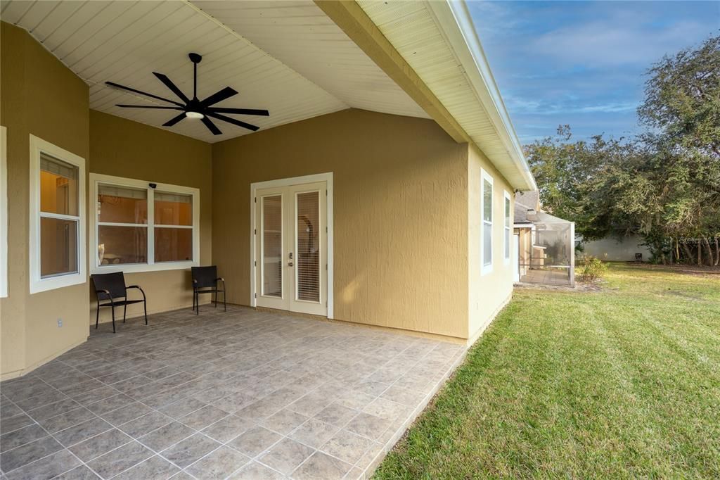 For Sale: $650,000 (3 beds, 2 baths, 2287 Square Feet)