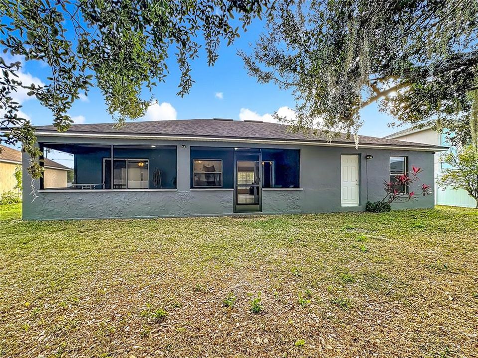 待售: $305,000 (4 贝兹, 2 浴室, 1630 平方英尺)