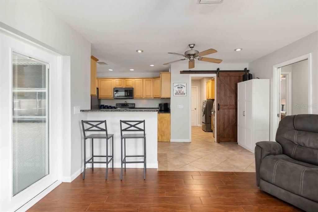 En Venta: $649,900 (3 camas, 2 baños, 1648 Pies cuadrados)