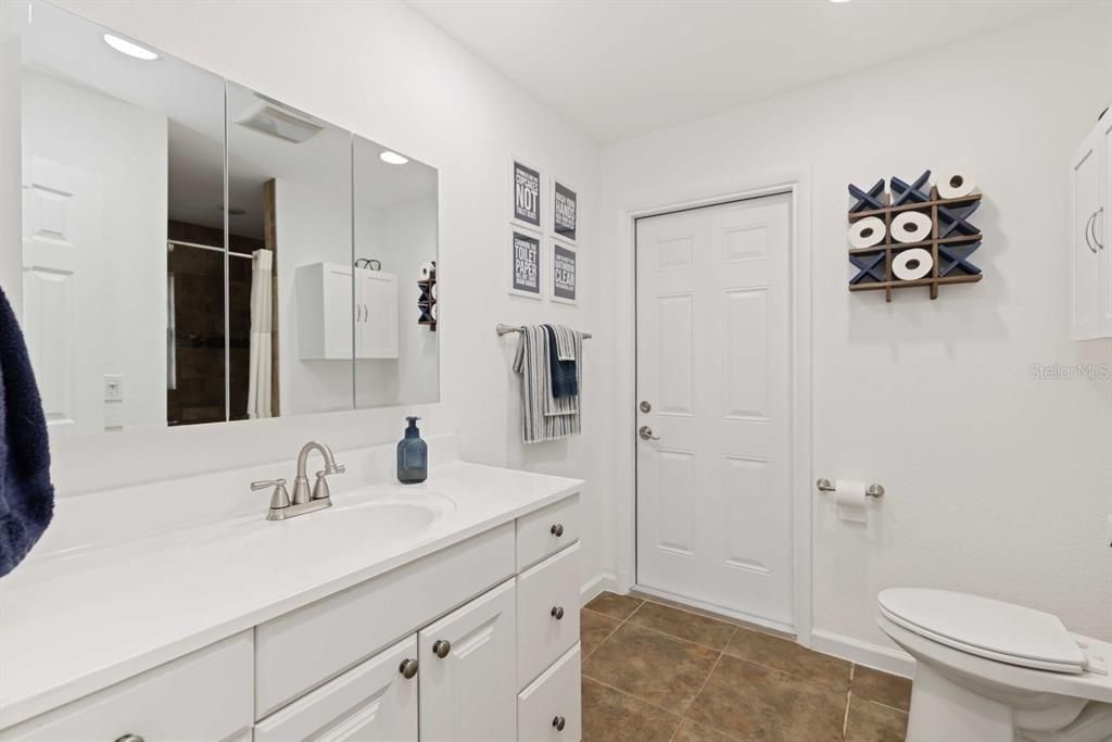 En Venta: $649,900 (3 camas, 2 baños, 1648 Pies cuadrados)