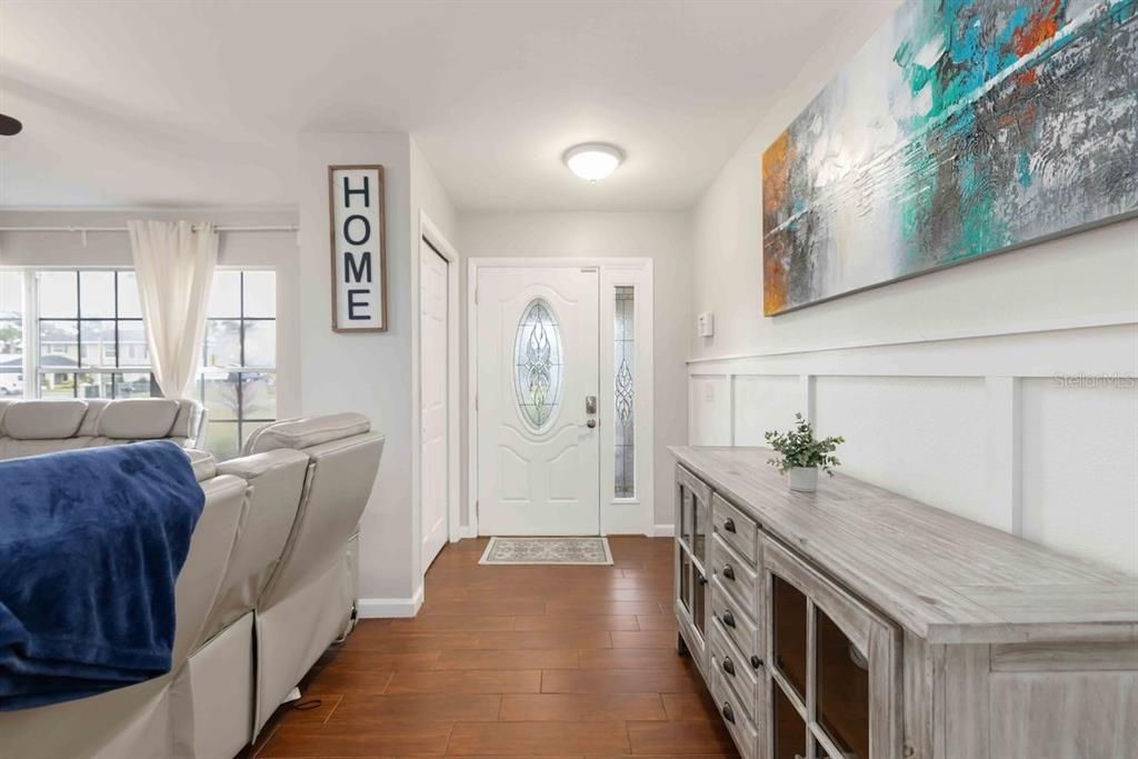 En Venta: $649,900 (3 camas, 2 baños, 1648 Pies cuadrados)