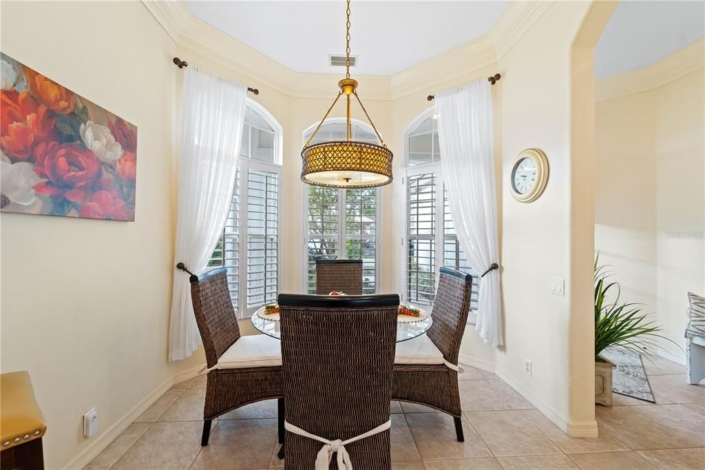 En Venta: $389,900 (3 camas, 2 baños, 1584 Pies cuadrados)