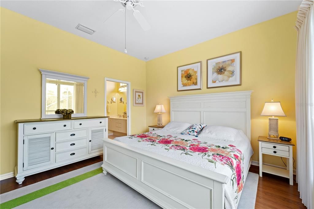 En Venta: $389,900 (3 camas, 2 baños, 1584 Pies cuadrados)