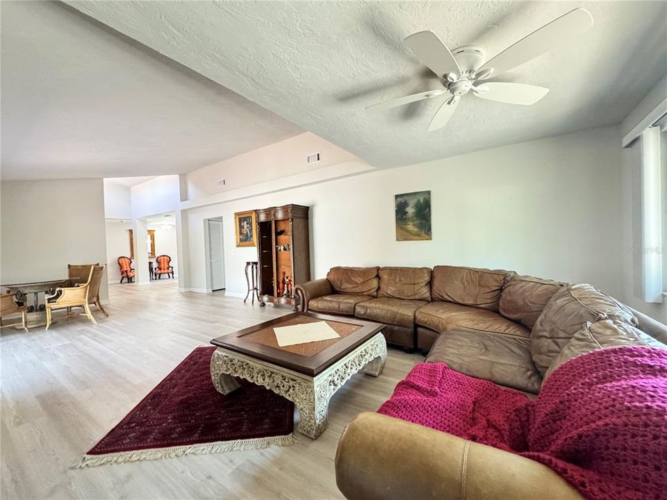 En Renta: $5,000 (3 camas, 2 baños, 1813 Pies cuadrados)