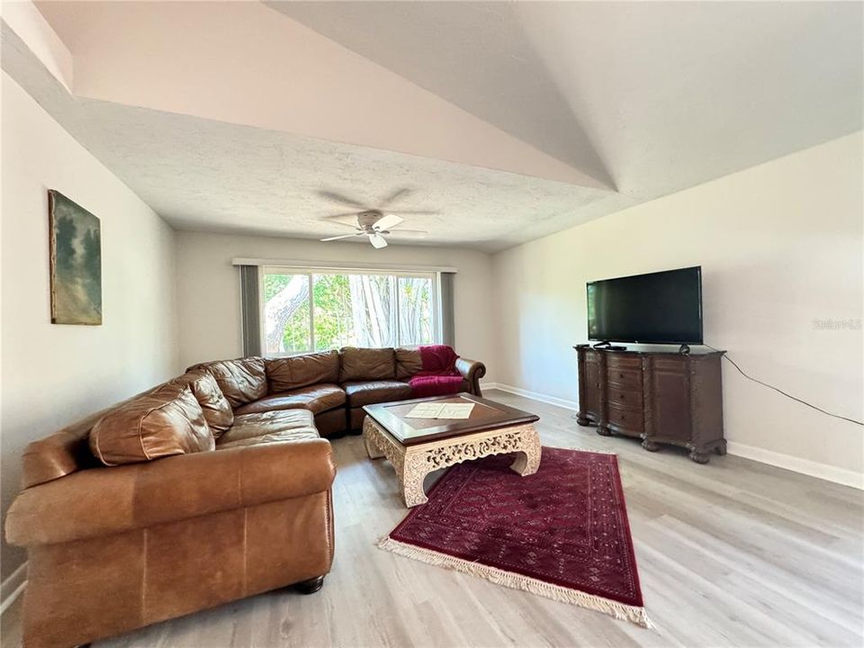 En Renta: $5,000 (3 camas, 2 baños, 1813 Pies cuadrados)