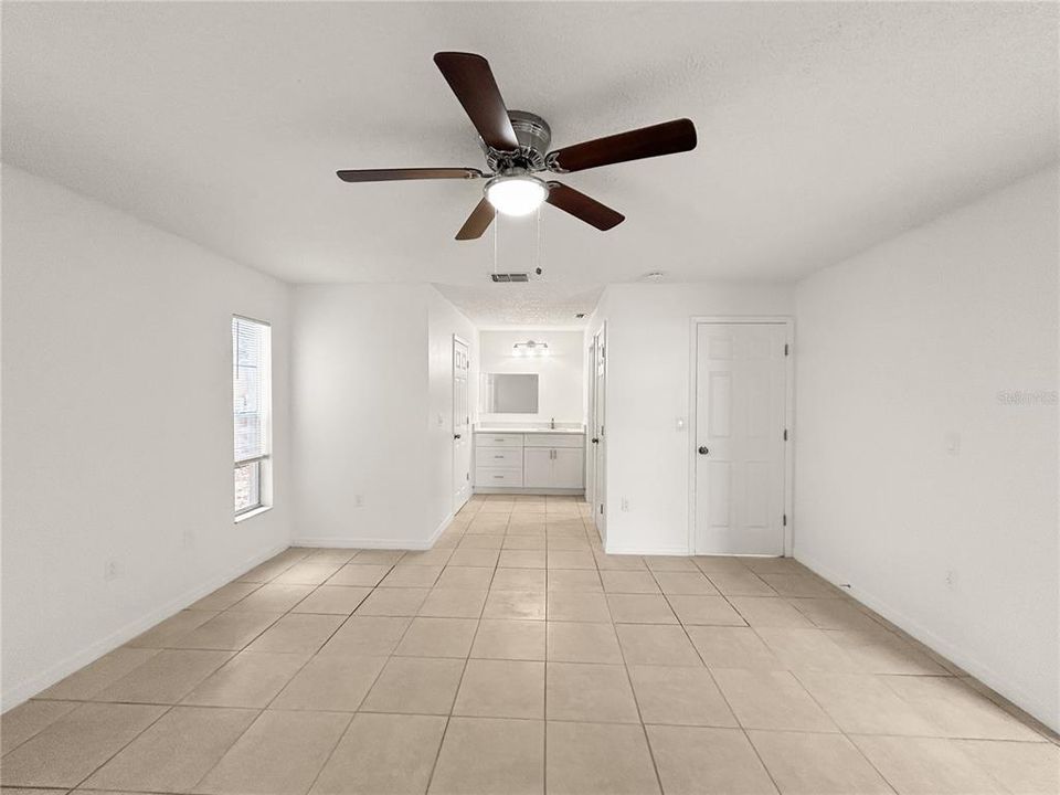 На продажу: $325,000 (3 спален, 2 ванн, 1454 Квадратных фут)