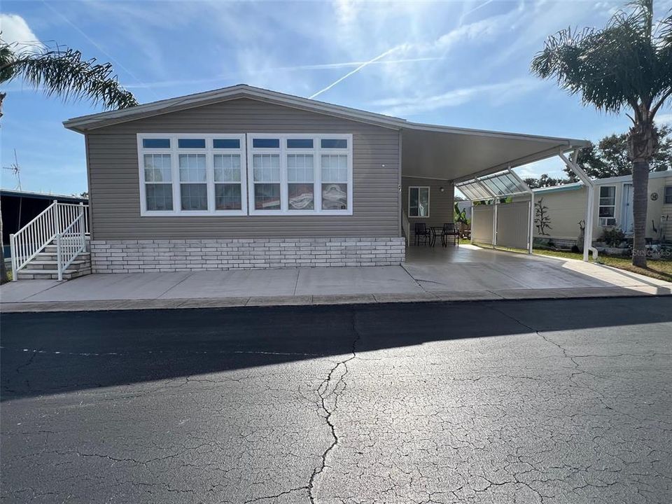 待售: $299,000 (3 贝兹, 2 浴室, 2115 平方英尺)