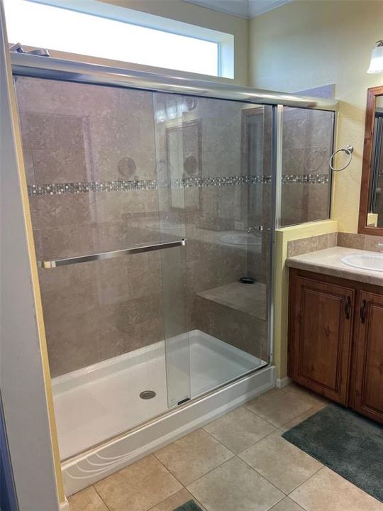 待售: $299,000 (3 贝兹, 2 浴室, 2115 平方英尺)