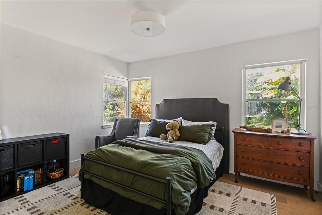 For Sale: $785,000 (3 beds, 2 baths, 1826 Square Feet)