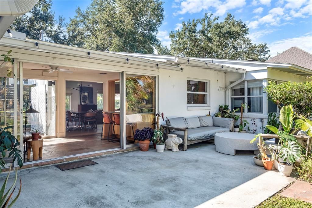 For Sale: $785,000 (3 beds, 2 baths, 1826 Square Feet)