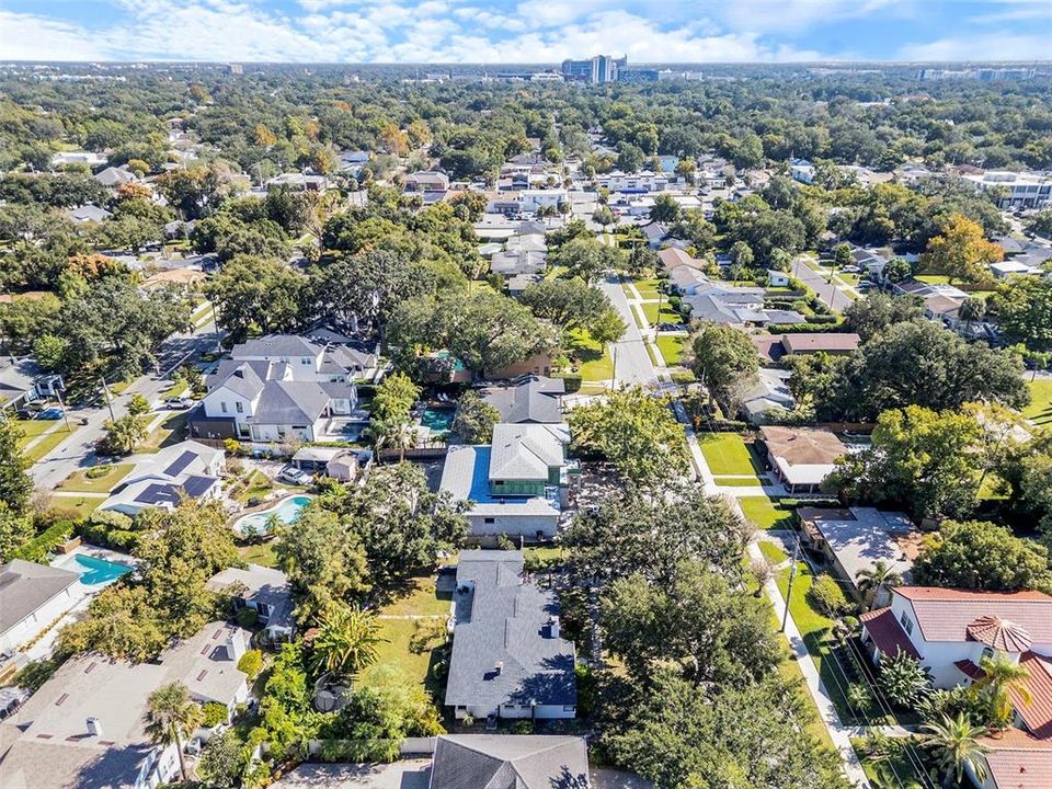 For Sale: $785,000 (3 beds, 2 baths, 1826 Square Feet)