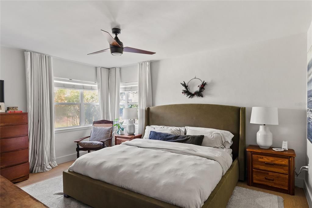 For Sale: $785,000 (3 beds, 2 baths, 1826 Square Feet)