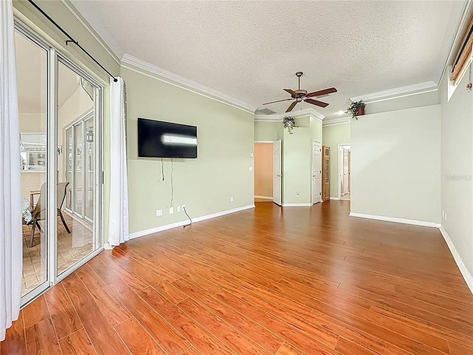 For Sale: $949,000 (4 beds, 3 baths, 2814 Square Feet)