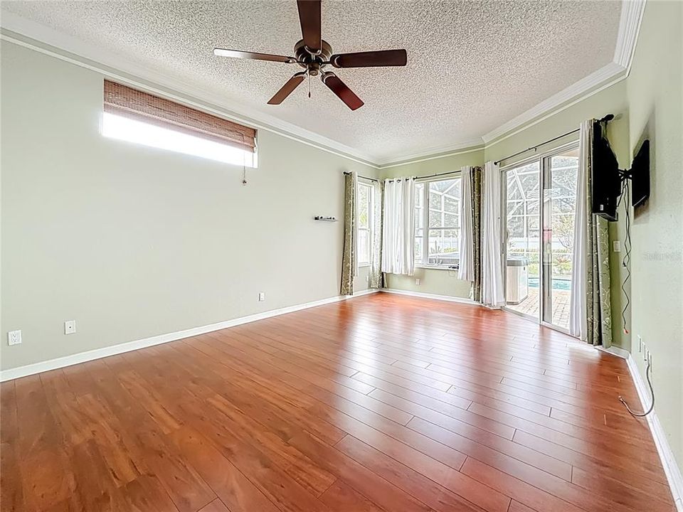 For Sale: $949,000 (4 beds, 3 baths, 2814 Square Feet)