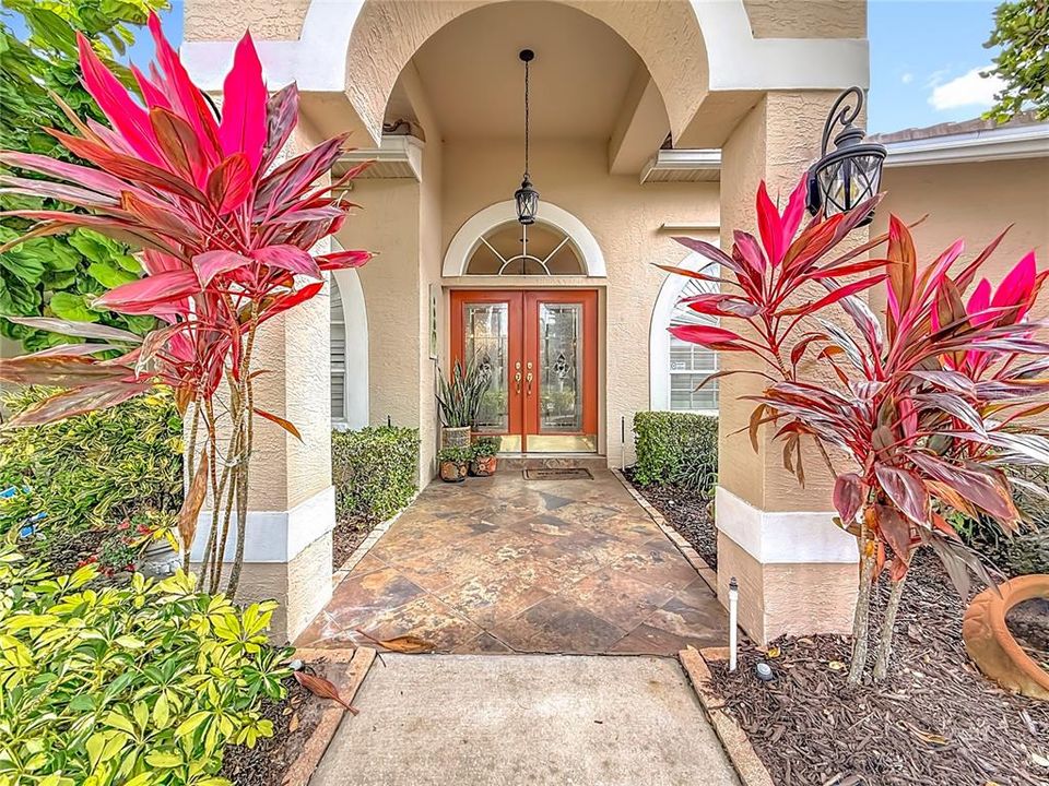 For Sale: $949,000 (4 beds, 3 baths, 2814 Square Feet)