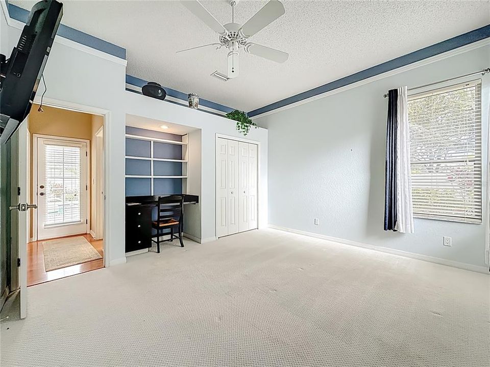 For Sale: $949,000 (4 beds, 3 baths, 2814 Square Feet)