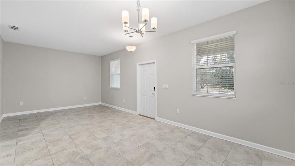 待售: $408,000 (3 贝兹, 2 浴室, 1717 平方英尺)