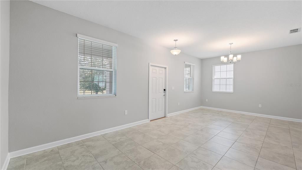 待售: $408,000 (3 贝兹, 2 浴室, 1717 平方英尺)