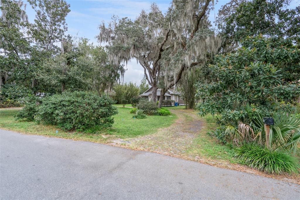 待售: $299,000 (2 贝兹, 2 浴室, 1516 平方英尺)