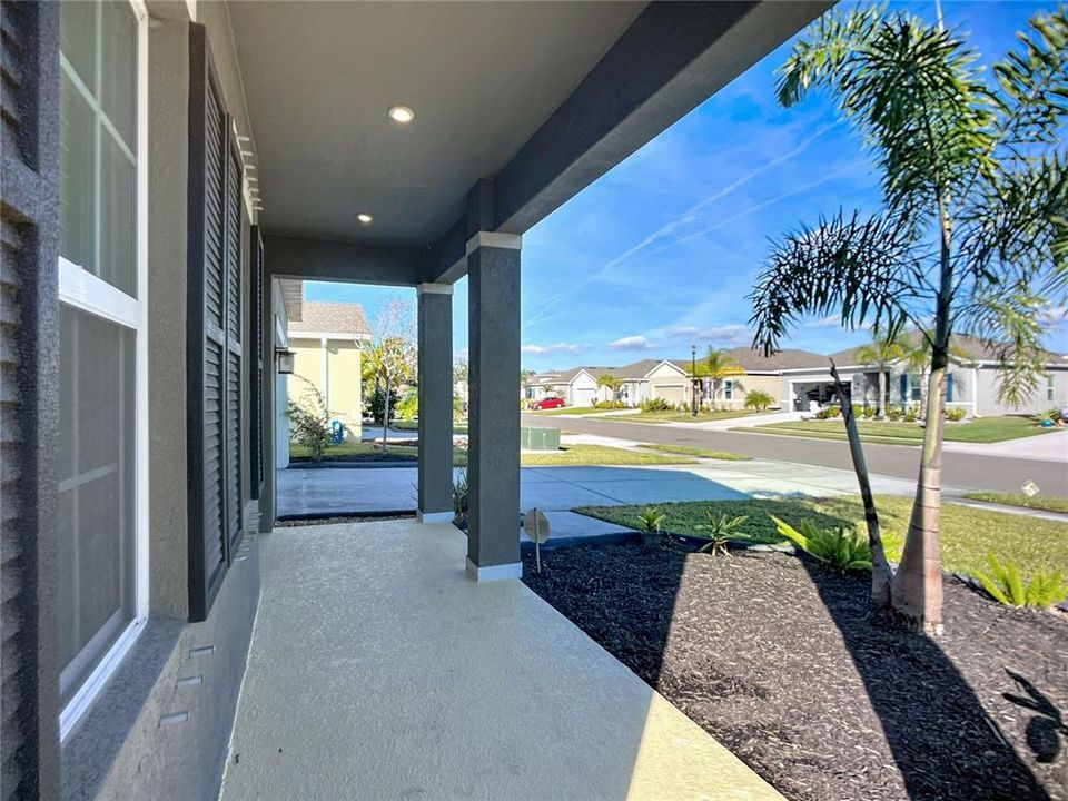 En Venta: $455,000 (3 camas, 3 baños, 2384 Pies cuadrados)