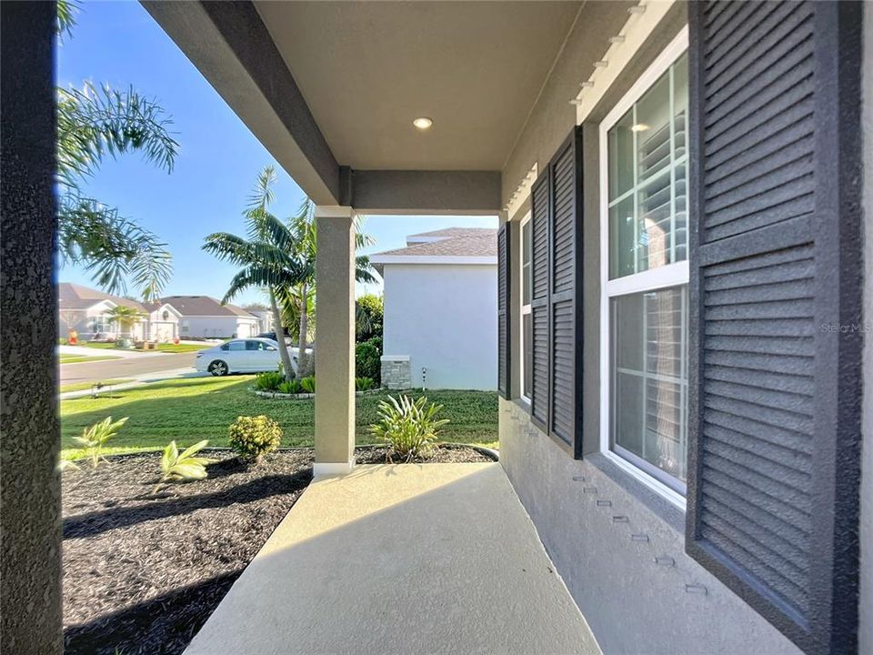 En Venta: $455,000 (3 camas, 3 baños, 2384 Pies cuadrados)