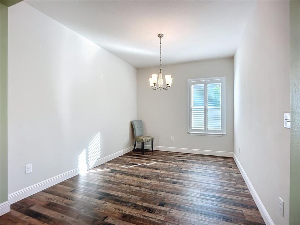 En Venta: $455,000 (3 camas, 3 baños, 2384 Pies cuadrados)